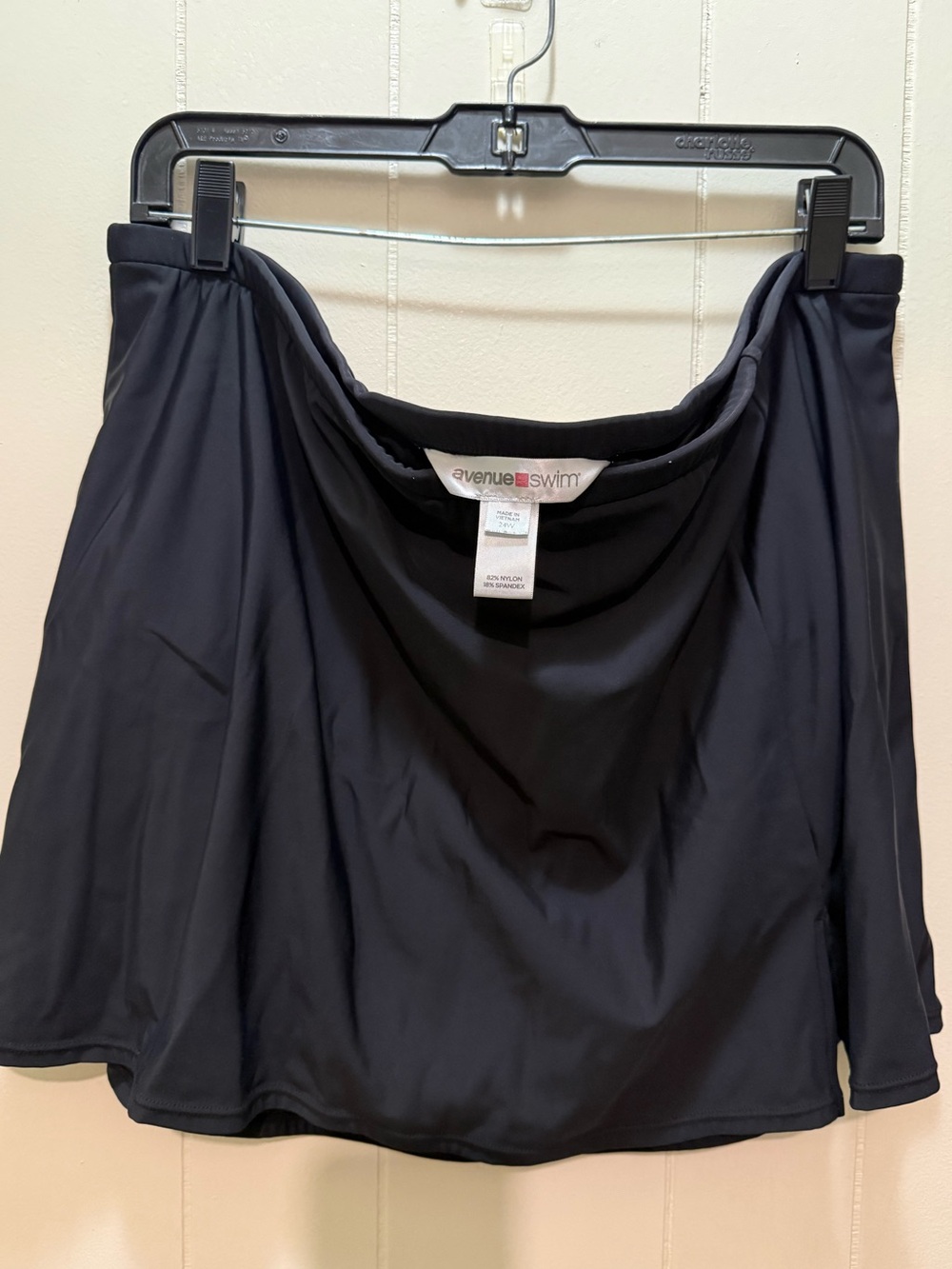 Avenue Black Circle Skater Swim Skirt